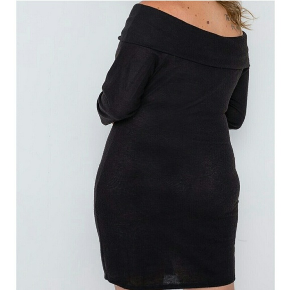 PLUS Off the Shoulder Long Sleeve Dress - Picture 3 of 4